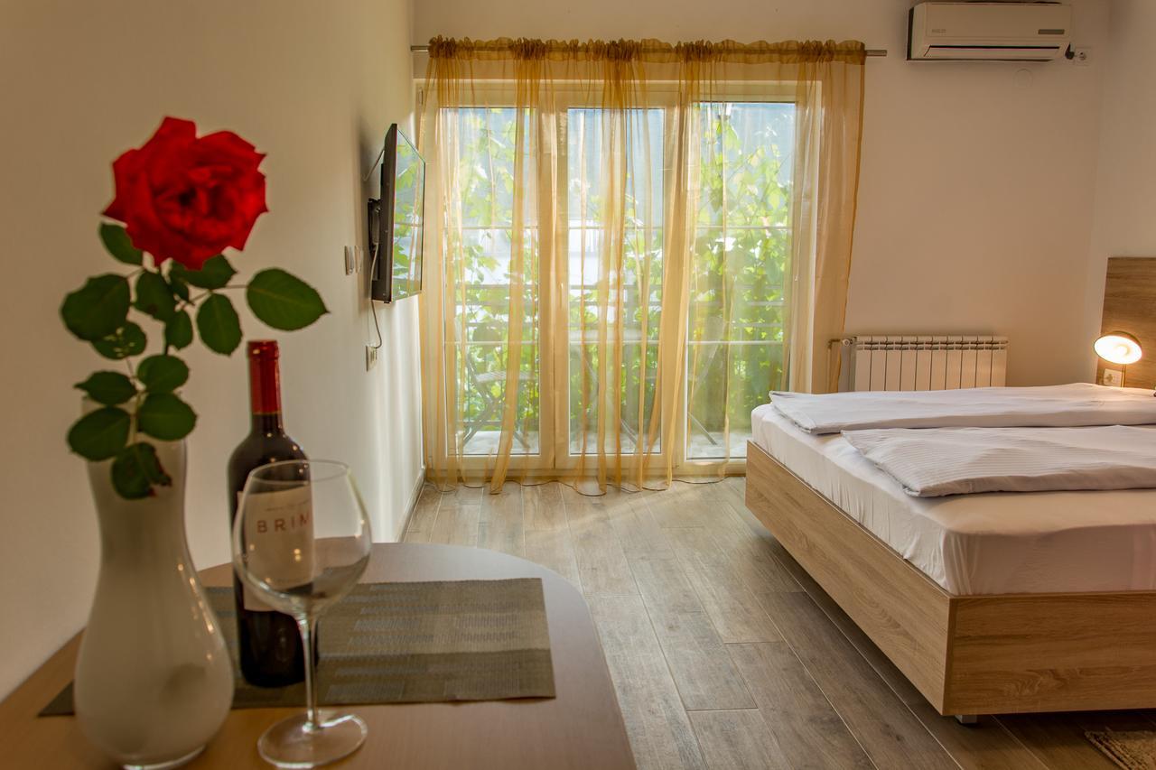Apartmani Mendula بودفا المظهر الخارجي الصورة